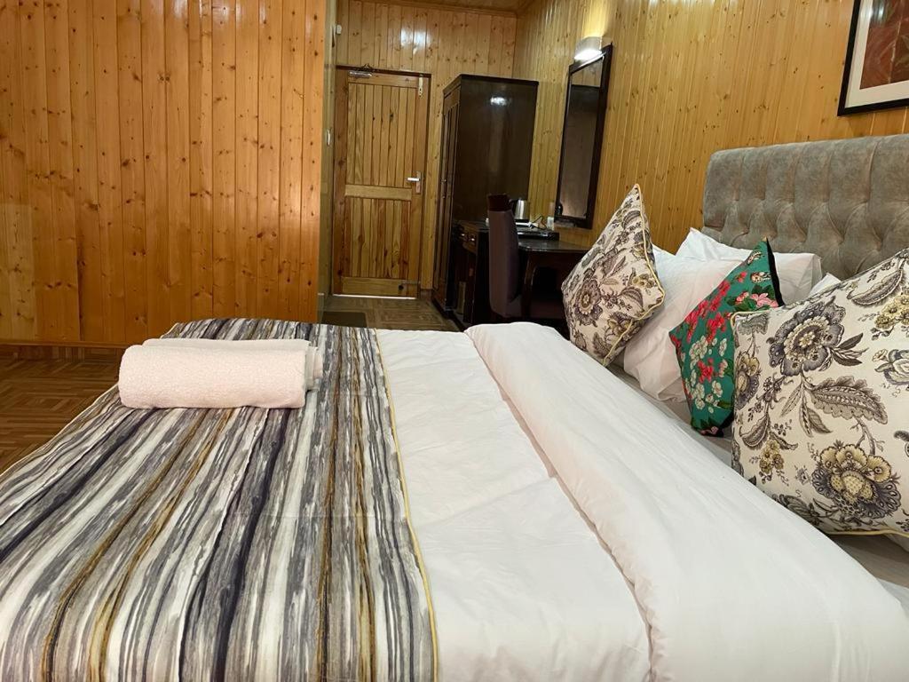 Snow Range Resort And Cottage Vashist Екстер'єр фото