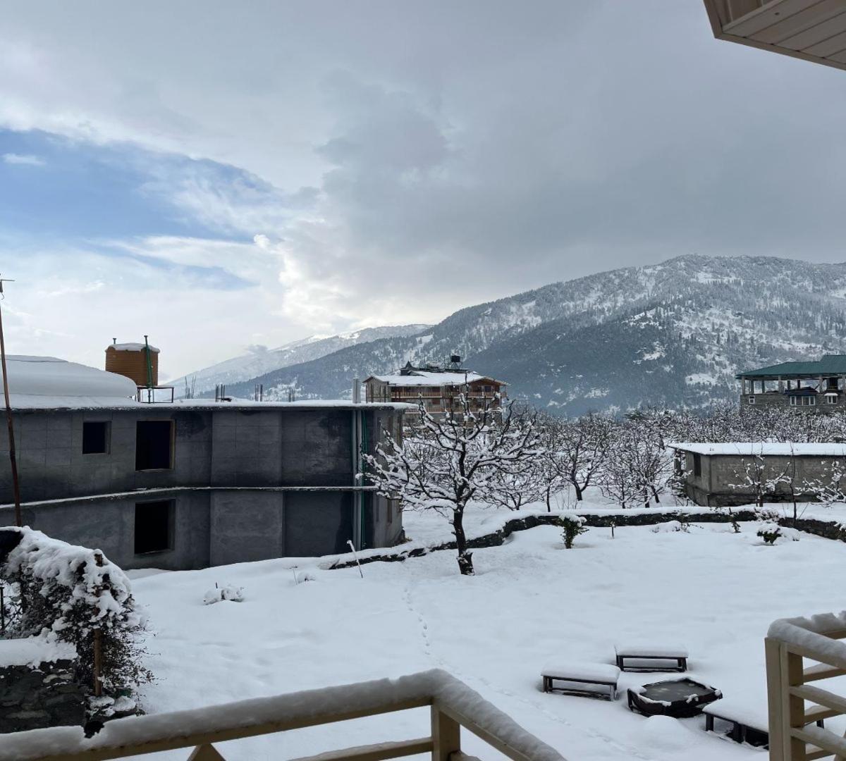 Snow Range Resort And Cottage Vashist Екстер'єр фото
